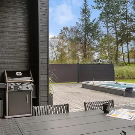 Semesterbostad Stunning In With Sauna